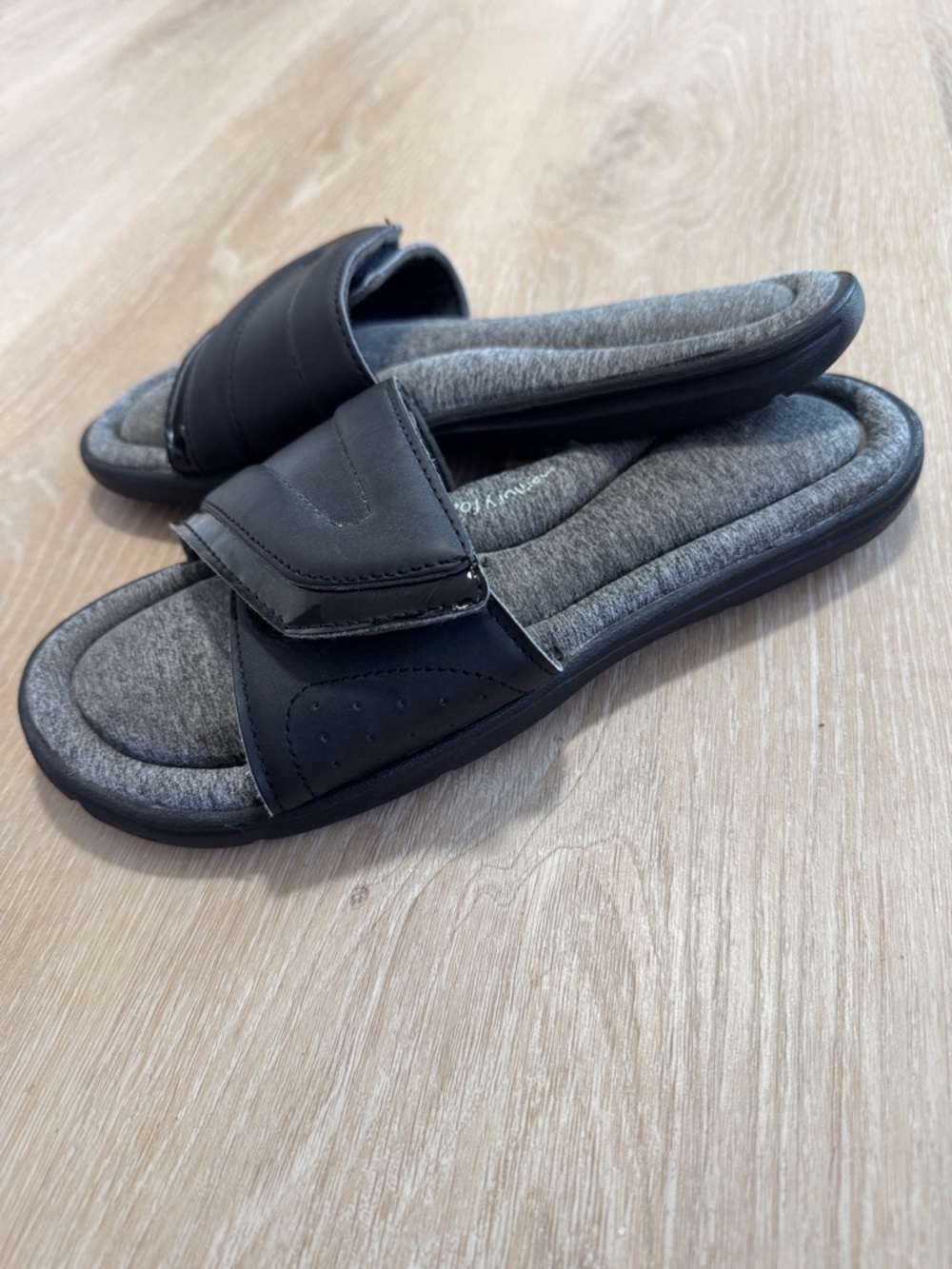 Tommy Hilfiger Black Slides with Gray Padded Footbed - Picture 2 of 4